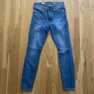 GAP True Skinny Jeans, Light Wash, Size 27S